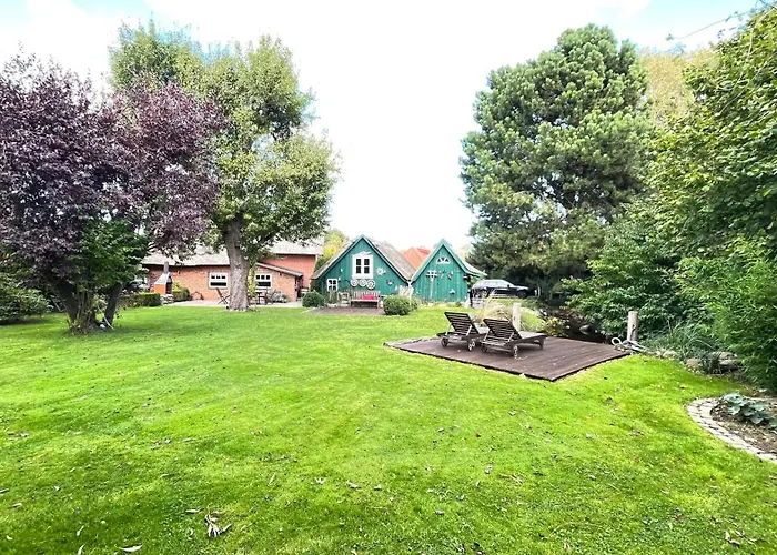 1100 - Reetdachhaus In Prázdninový dům *